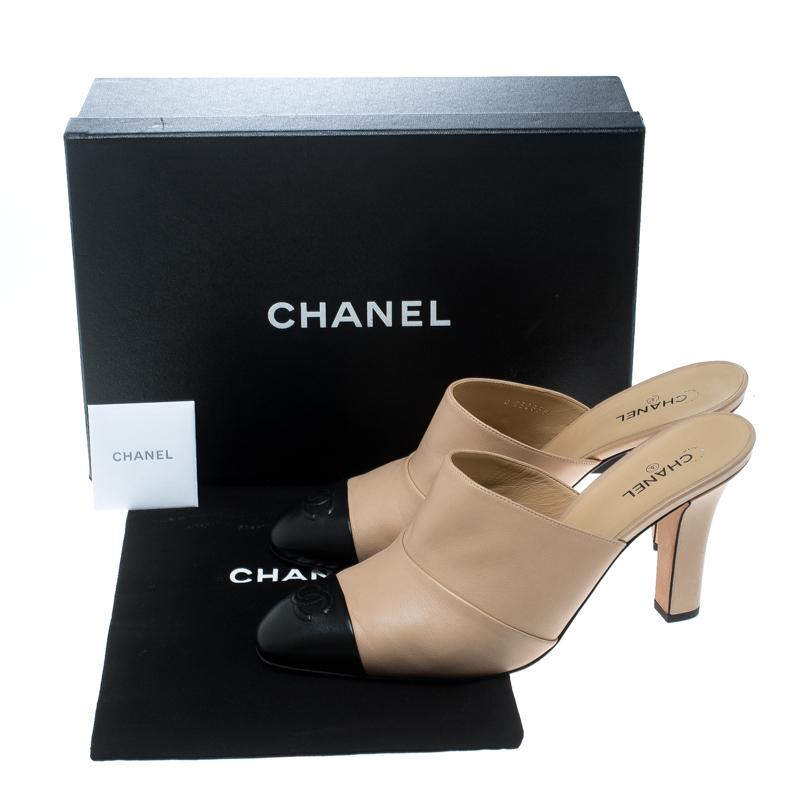 Chanel Beige/Black Leather Cap Toe Mules Size 41.5 1