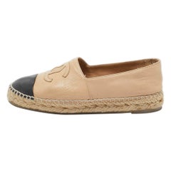 Chanel Beige/Black Leather CC Cap Toe Espadrille Flats Size 37 Chanel Beige/Black Leather CC Cap Toe Espadrille Flats Size 37