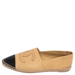 Chanel Beige/Black Leather CC Cap Toe Espadrille Flats Size 39