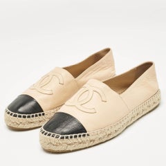Chanel Beige/Black Leather CC Espadrille Flats Size 38