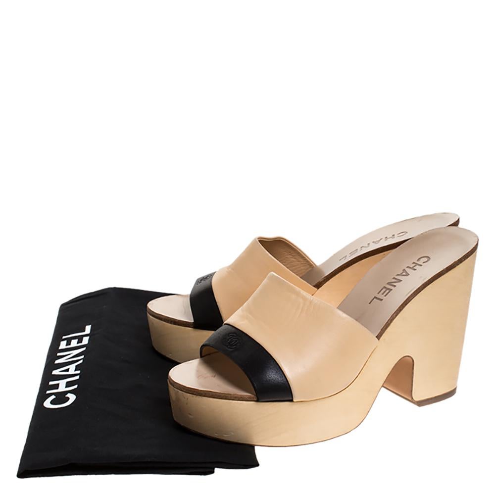 Women's Chanel Beige/Black Leather Open Toe Slide Wooden Clogs Size 37.5