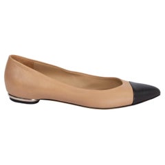 CHANEL beige & black leather Pointed Toe Ballet Flats Shoes 39
