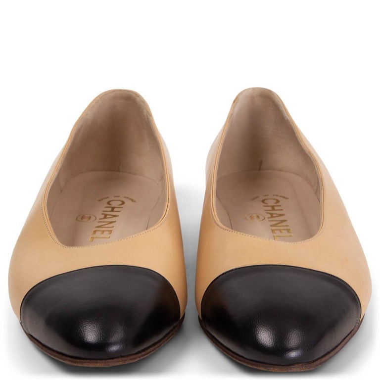 CHANEL beige black leather VINTAGE Ballet Flats Shoes 38