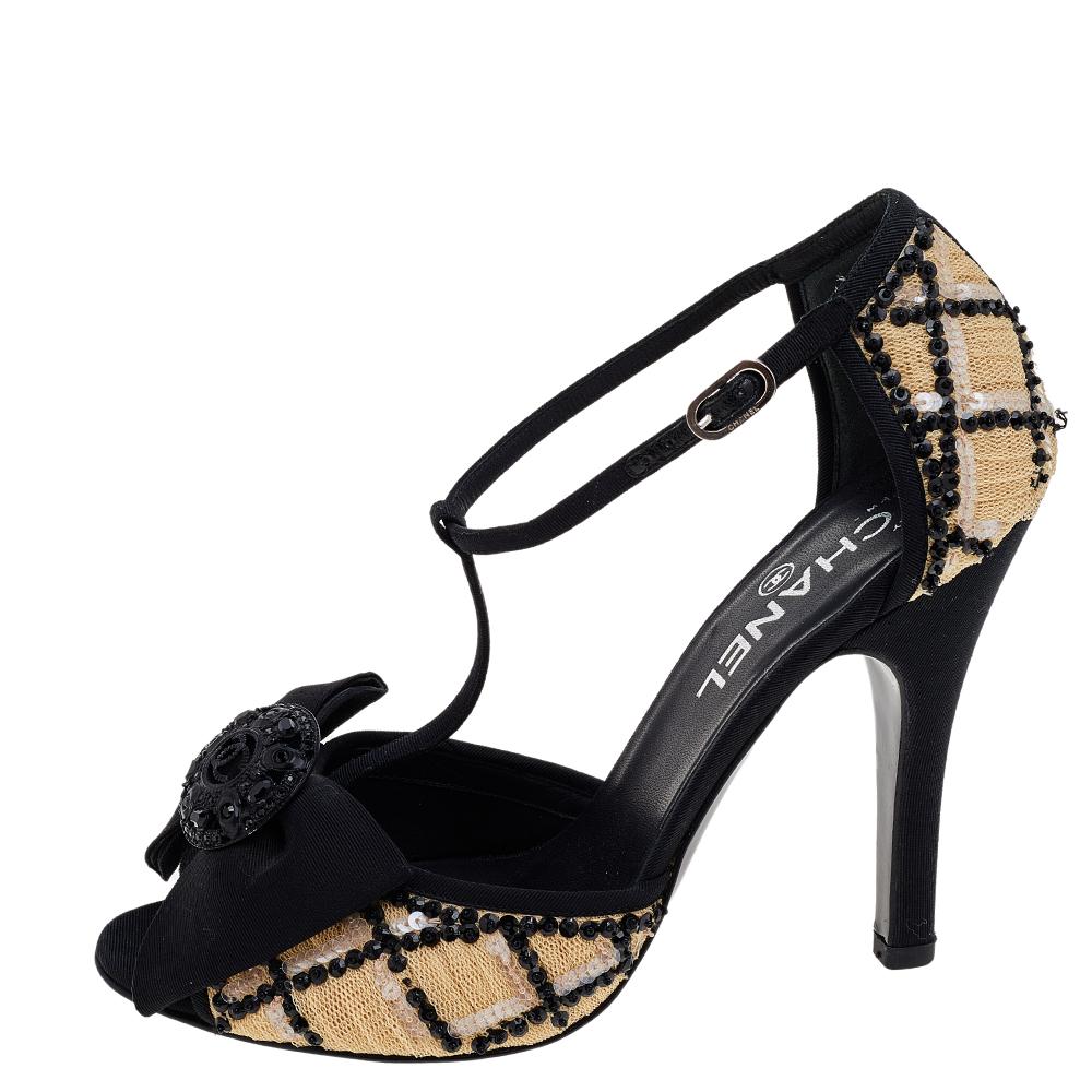 Women's Chanel Beige/Black Mesh And Fabric Ankle Strap Sandals Size 38 For Sale