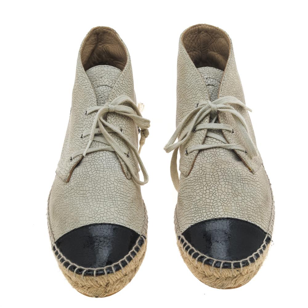 Chanel Beige/Black Patent And Leather Cap Toe Espadrille High Top Sneakers Size 1