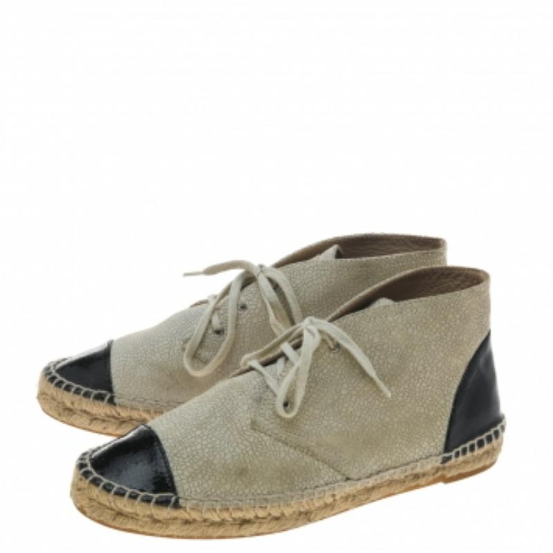 Chanel Beige/Black Patent & Leather Cap Toe Espadrille High Top Sneakers Size 39 For Sale 1