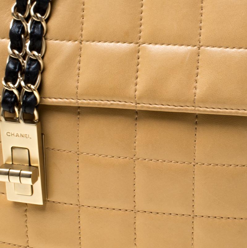 Chanel Beige/Black Quilted Leather Choco Bar Reissue Shoulder Bag 5