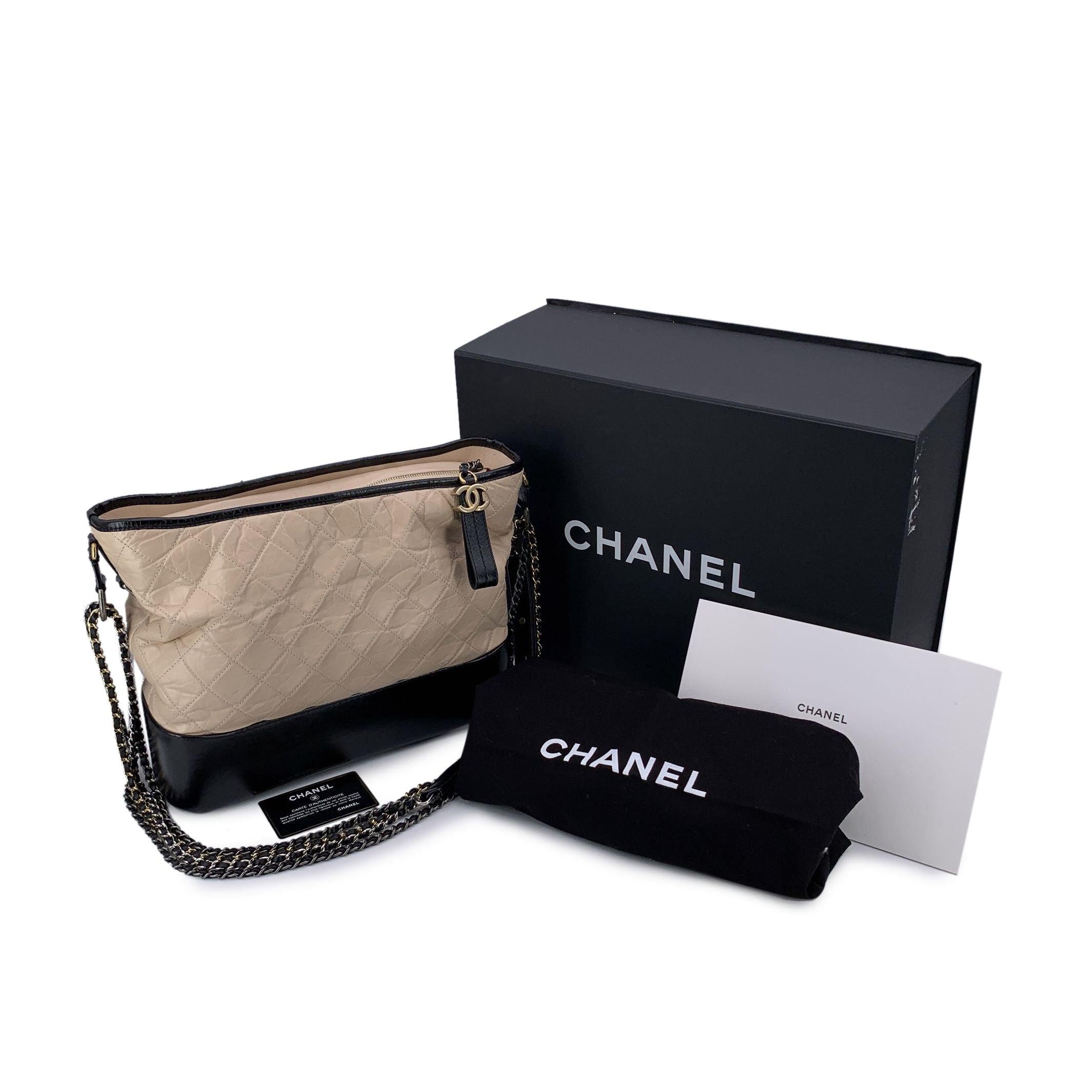 Chanel Beige Negro Acolchado Piel Gabrielle Bolso Grande en venta 2