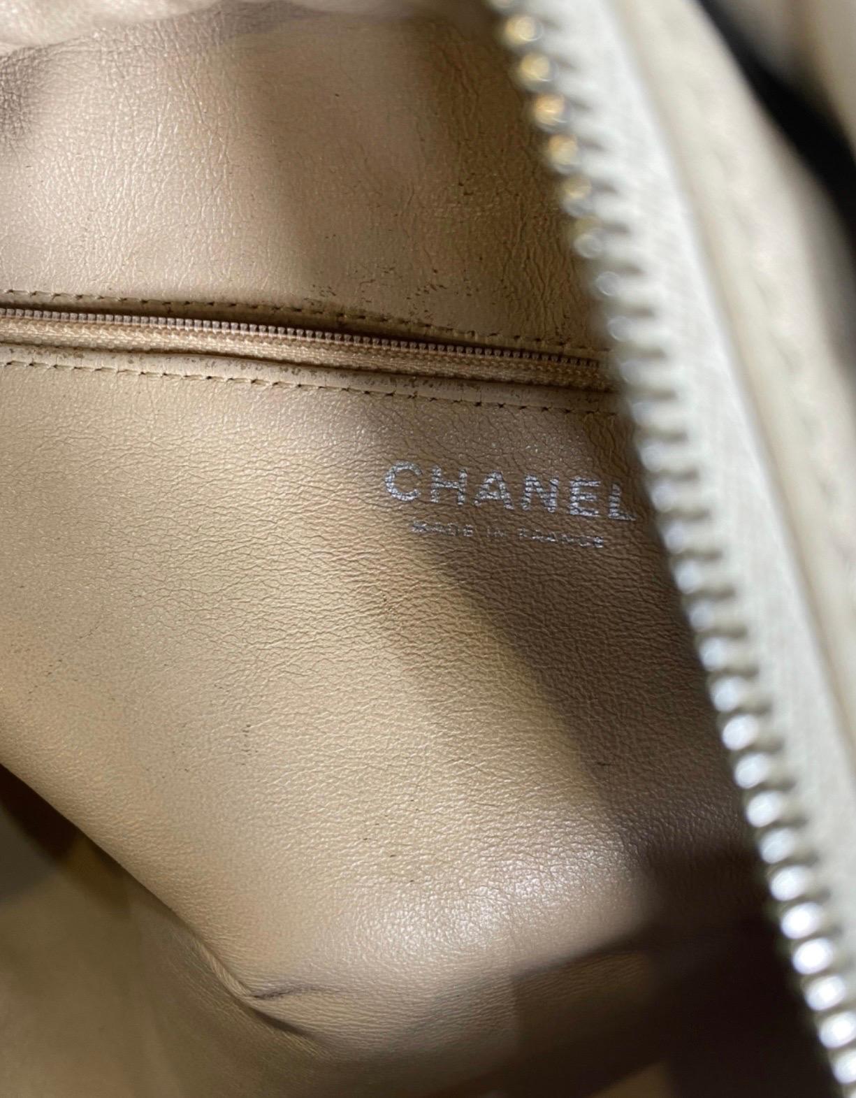 Chanel beige bowling Bag 2