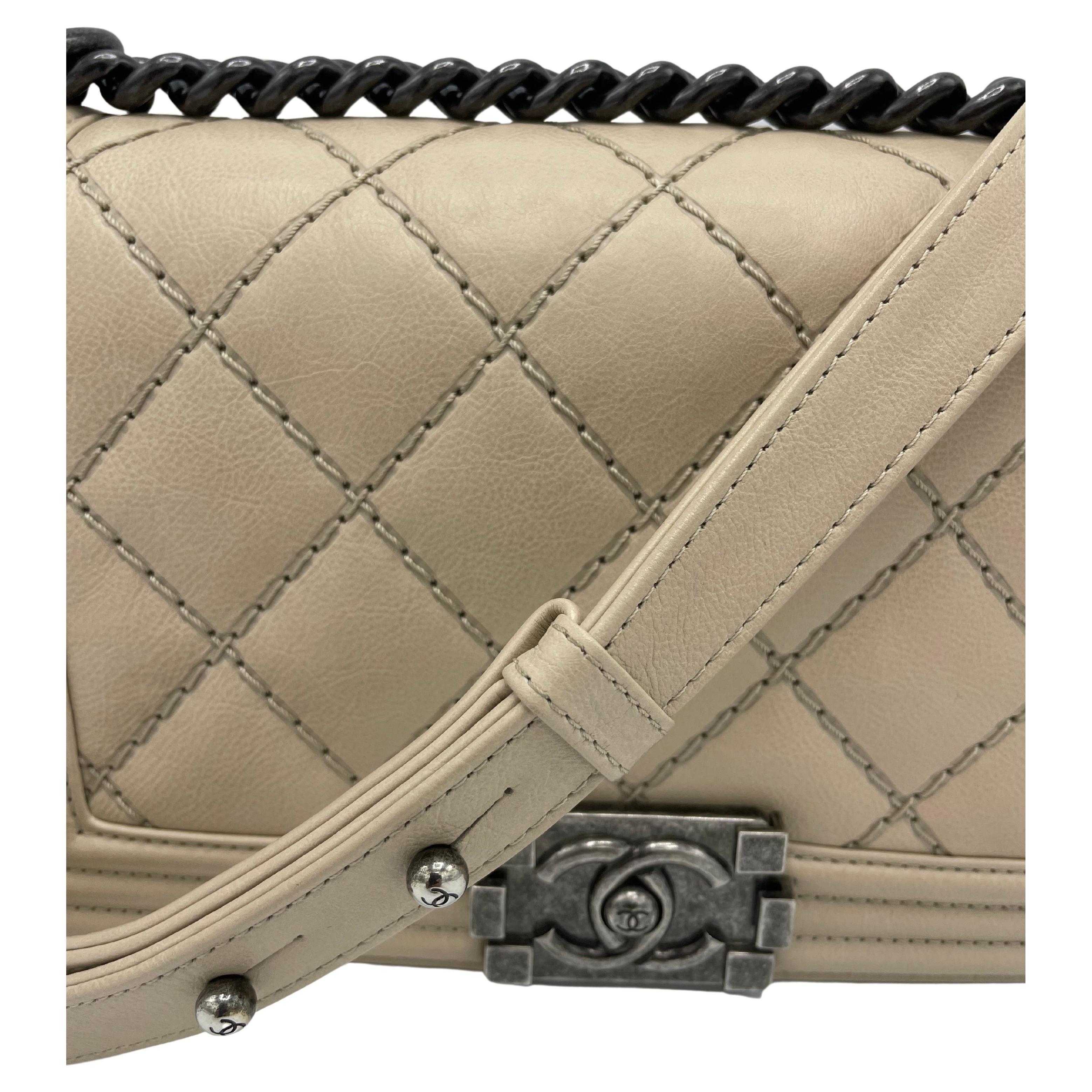 Chanel Beige Boy Flap Bag Quilted Calfskin Medium  For Sale 3