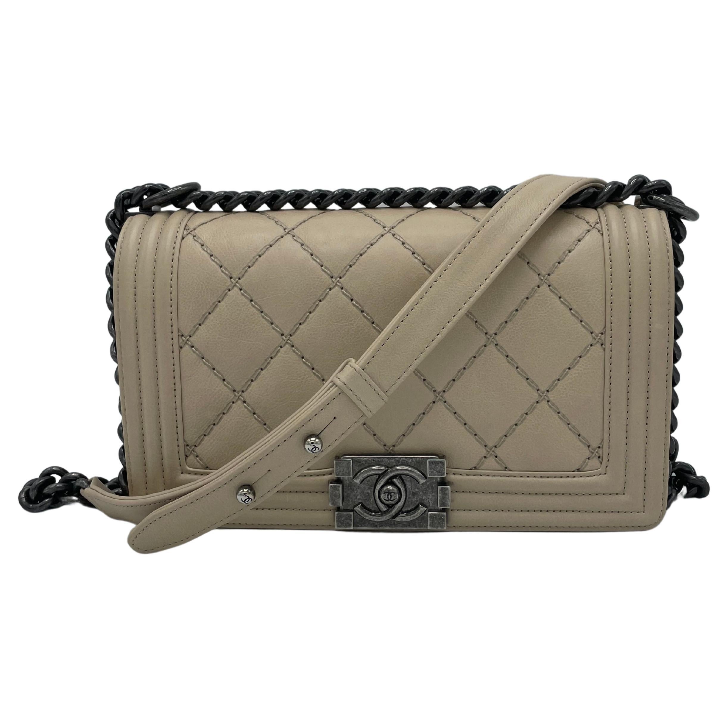 Chanel Beige Boy Flap Bag Quilted Calfskin Medium  For Sale 4