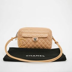 CHANEL Sac à caméra beige