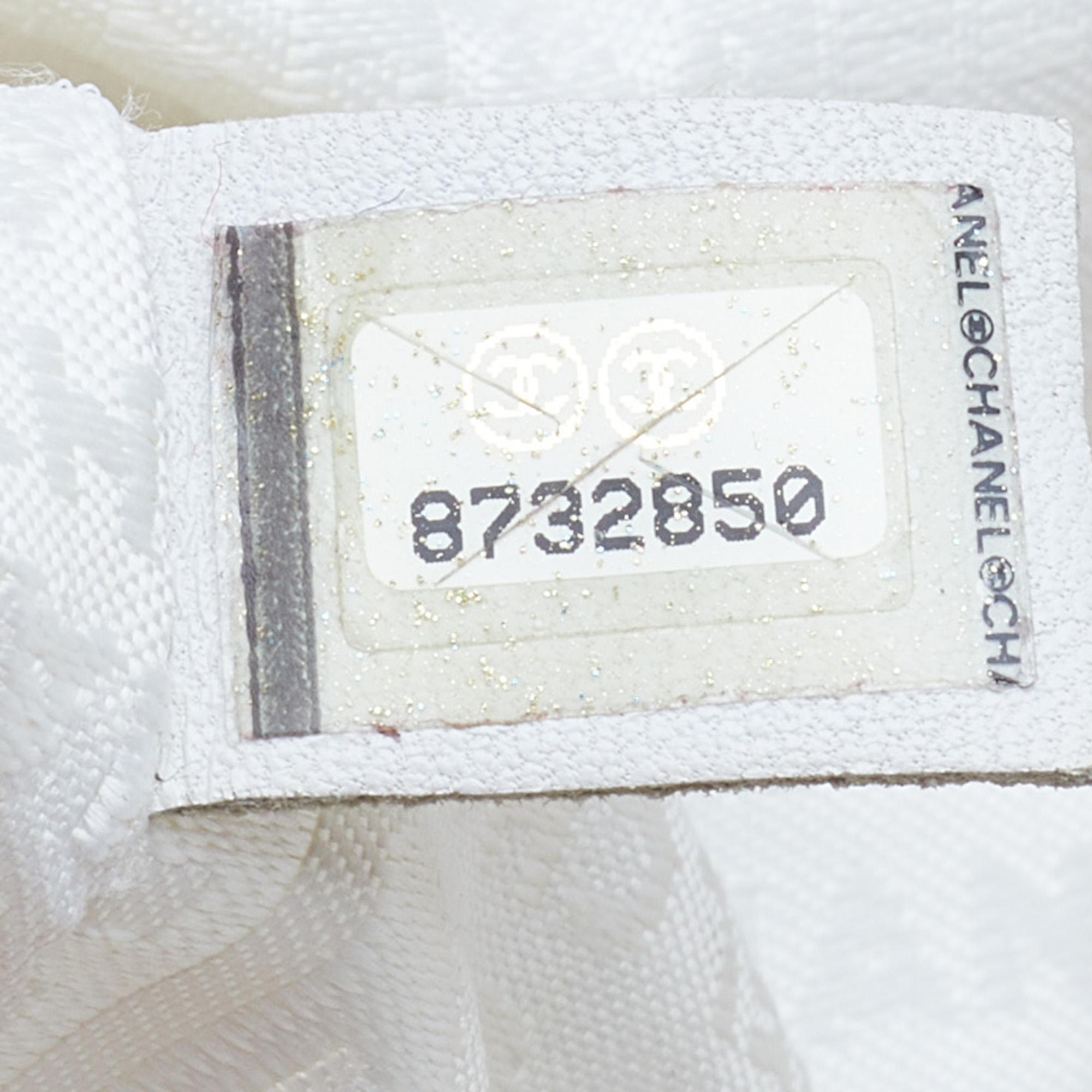 Chanel Beige Canvas CC Tote 5