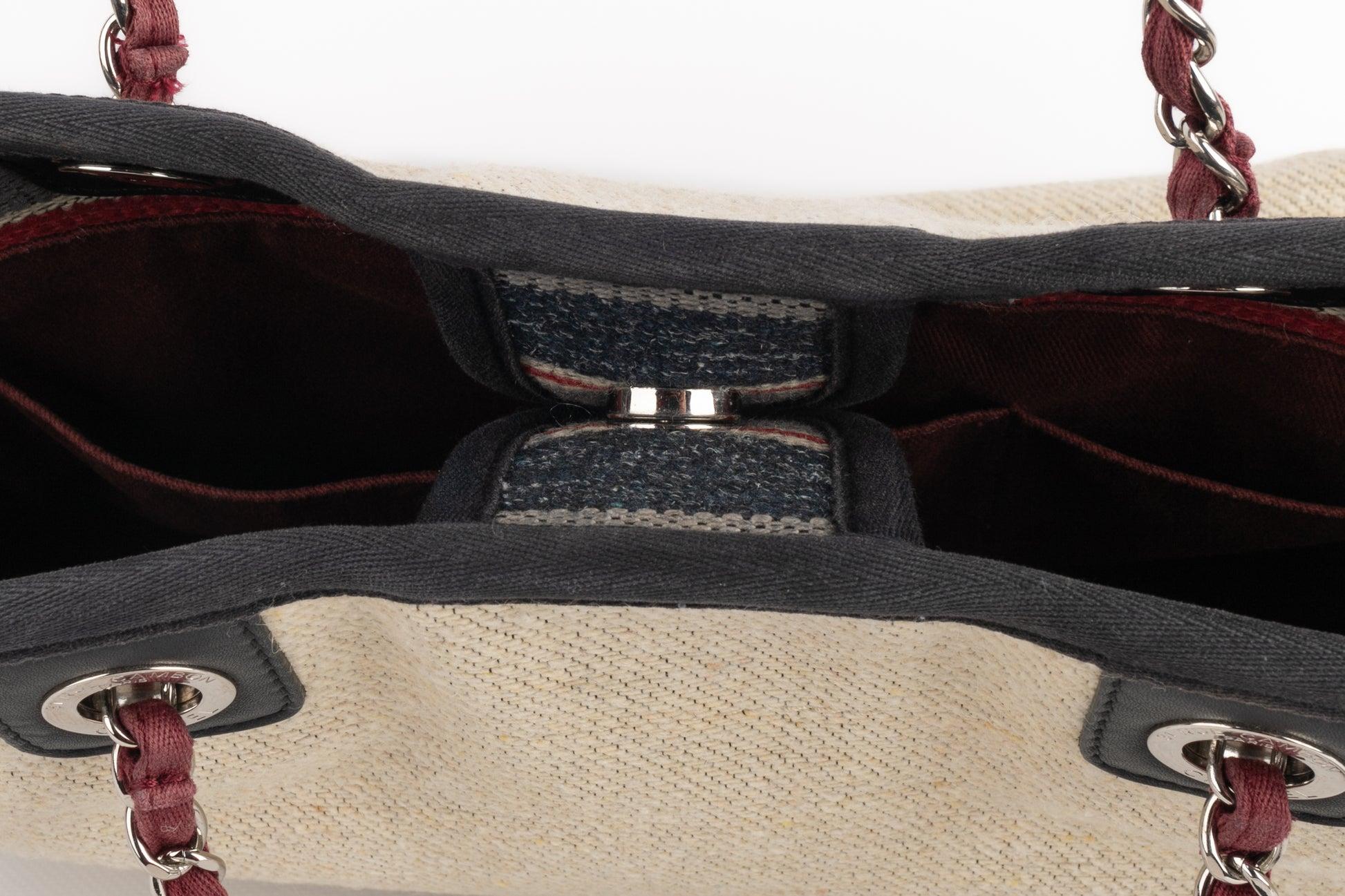 Chanel Beige Canvas 'Deauville' Bag, 2018 4