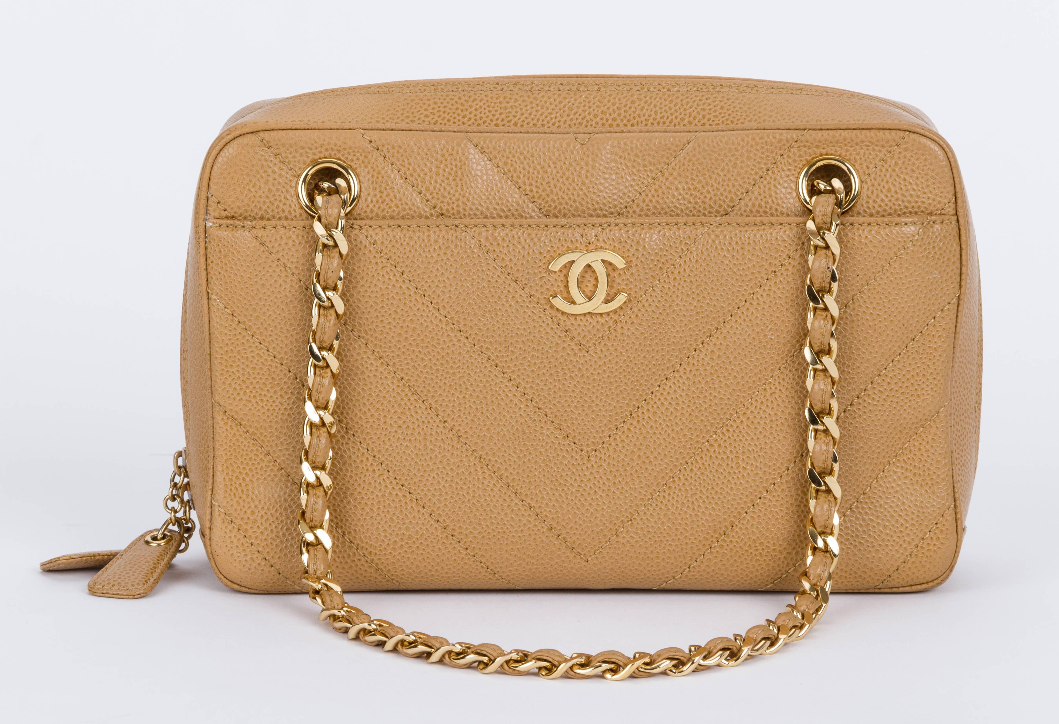 Chanel Beige Caviar Gold Chevron Handbag In Good Condition In West Hollywood, CA