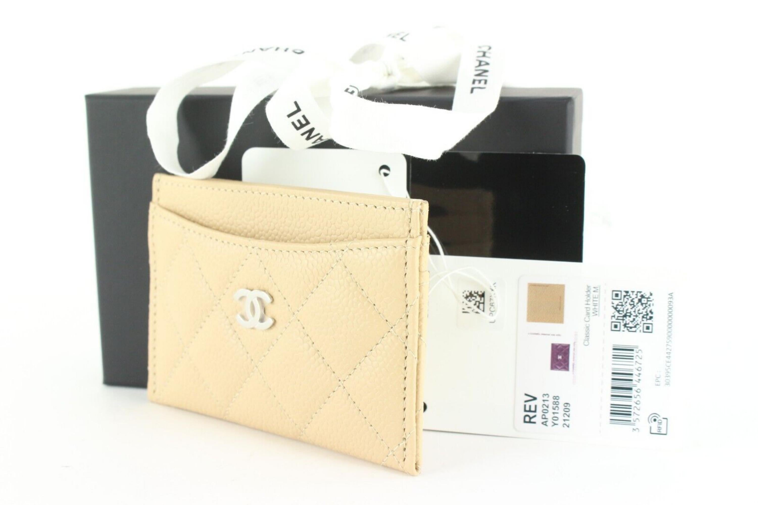 Chanel Beige Caviar Leather Card Holder SHW 1CJ1228 For Sale 1