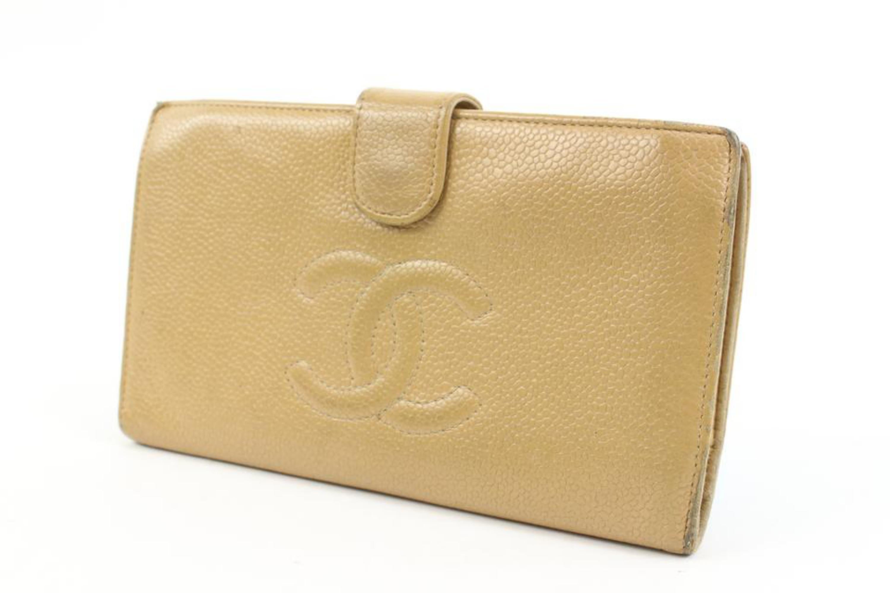 Chanel Beige Caviar Leather CC Logo Long Bifold Flap Wallet 41ck224s
Date Code/Serial Number: 8139642
Made In: France
Measurements: Length:  6.75