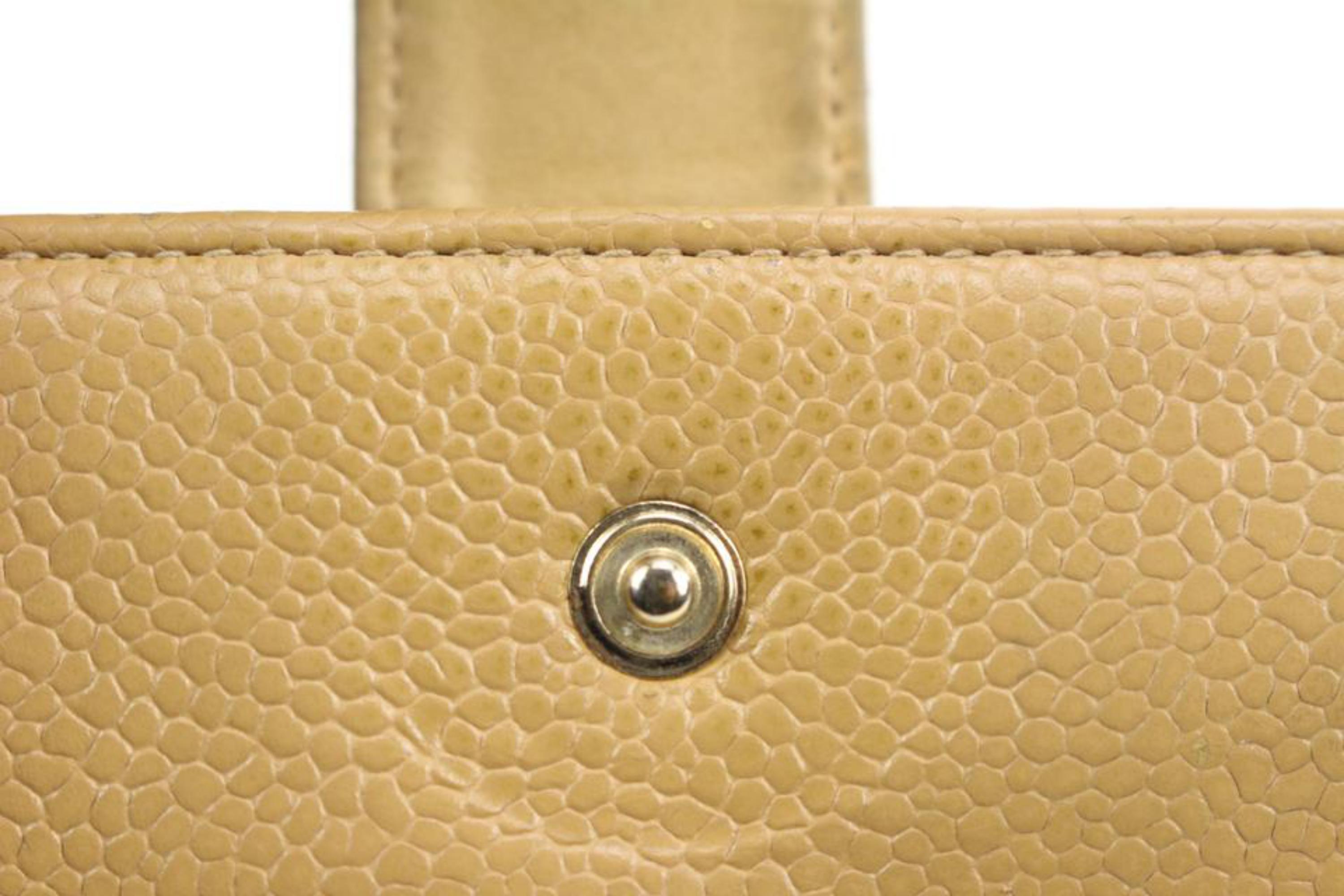 Chanel Beige Caviar Leather CC Logo Long Bifold Flap Wallet 41ck224s in vendita 4