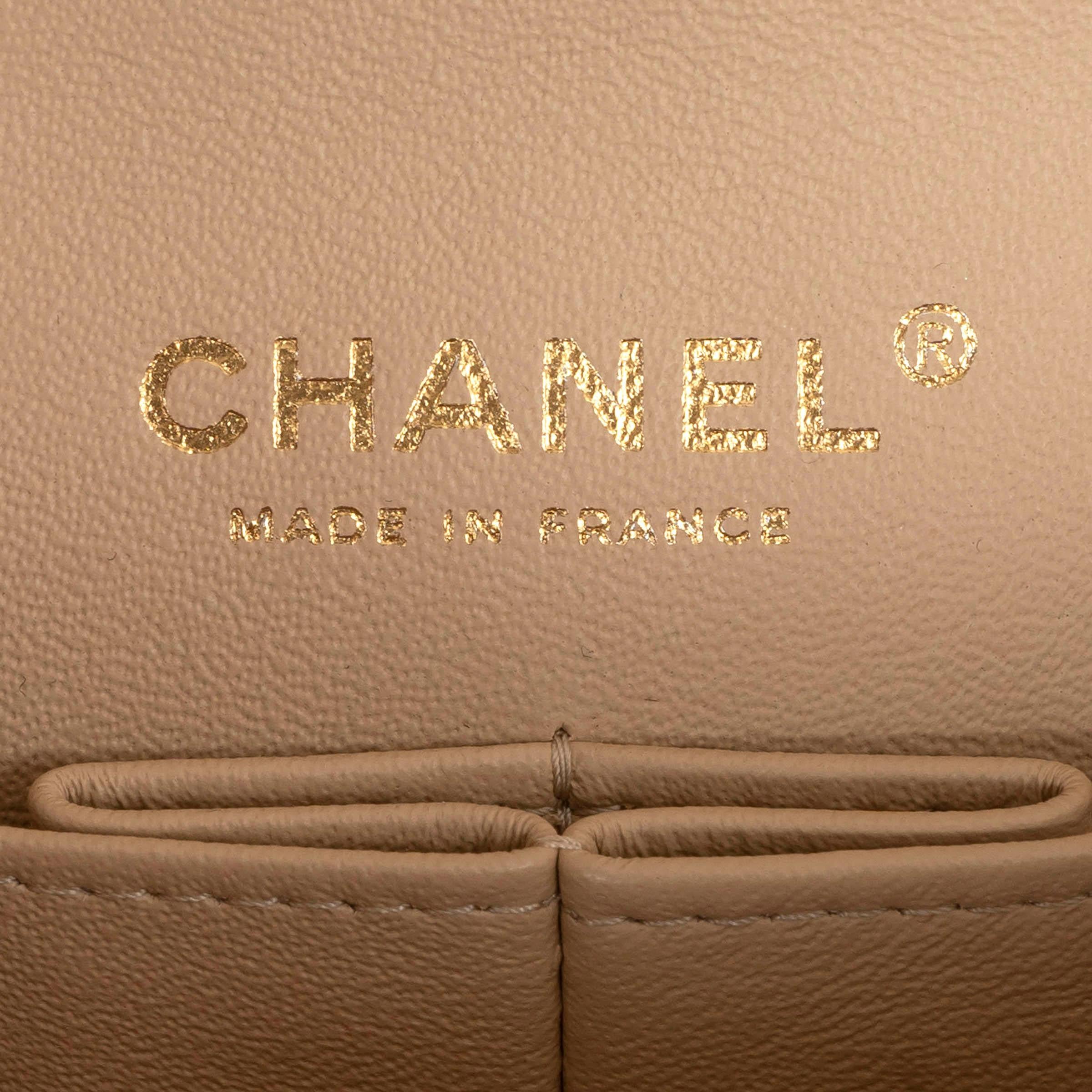 CHANEL beige Caviar leather CLASSIC MEDIUM 11.12 DOUBLE FLAP Bag 3