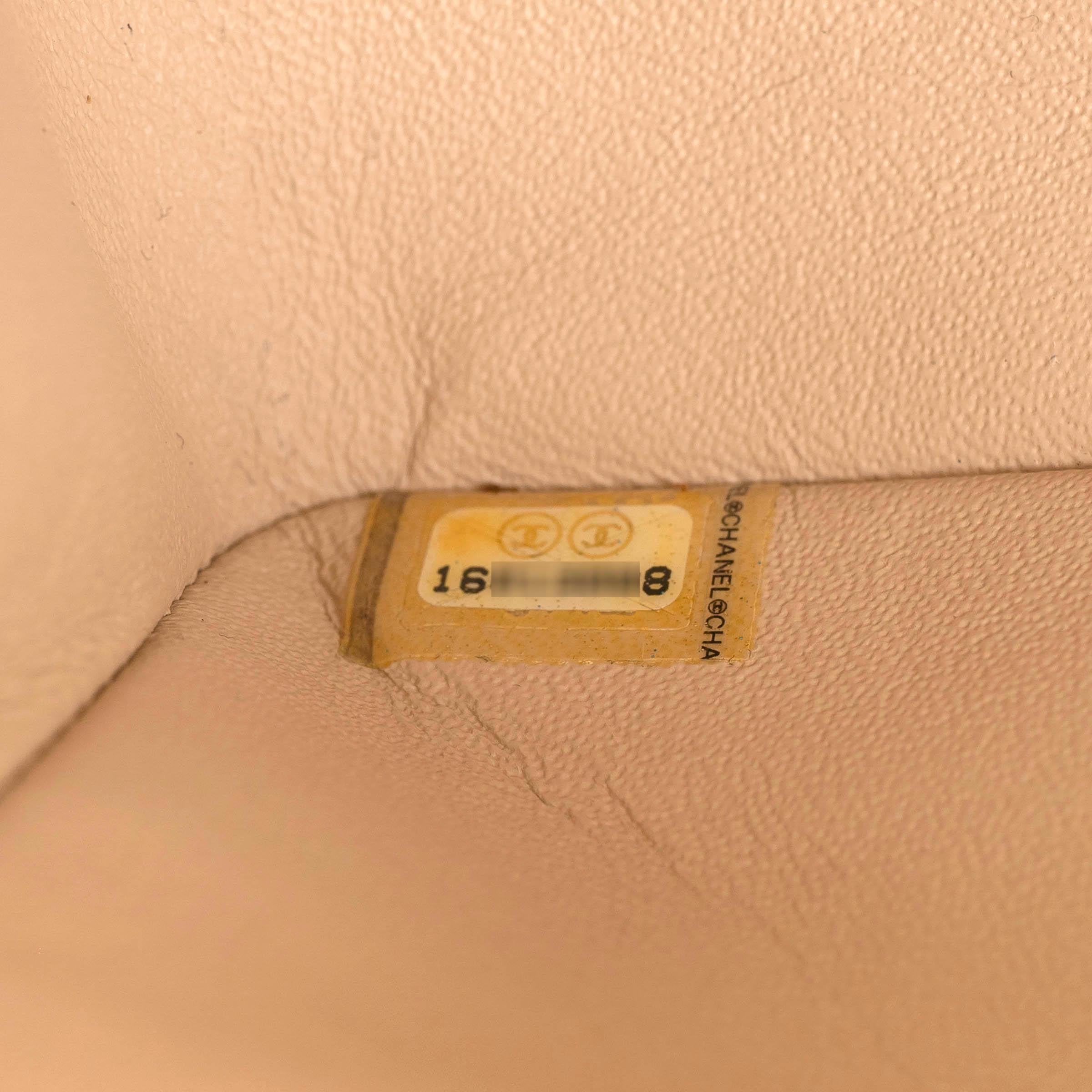 CHANEL beige Caviar leather CLASSIC MEDIUM 11.12 DOUBLE FLAP Bag 4
