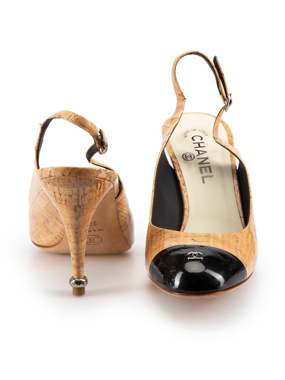 Chanel Beige CC Logo Slingback Heels Size IT 39.5 In Excellent Condition In London, GB