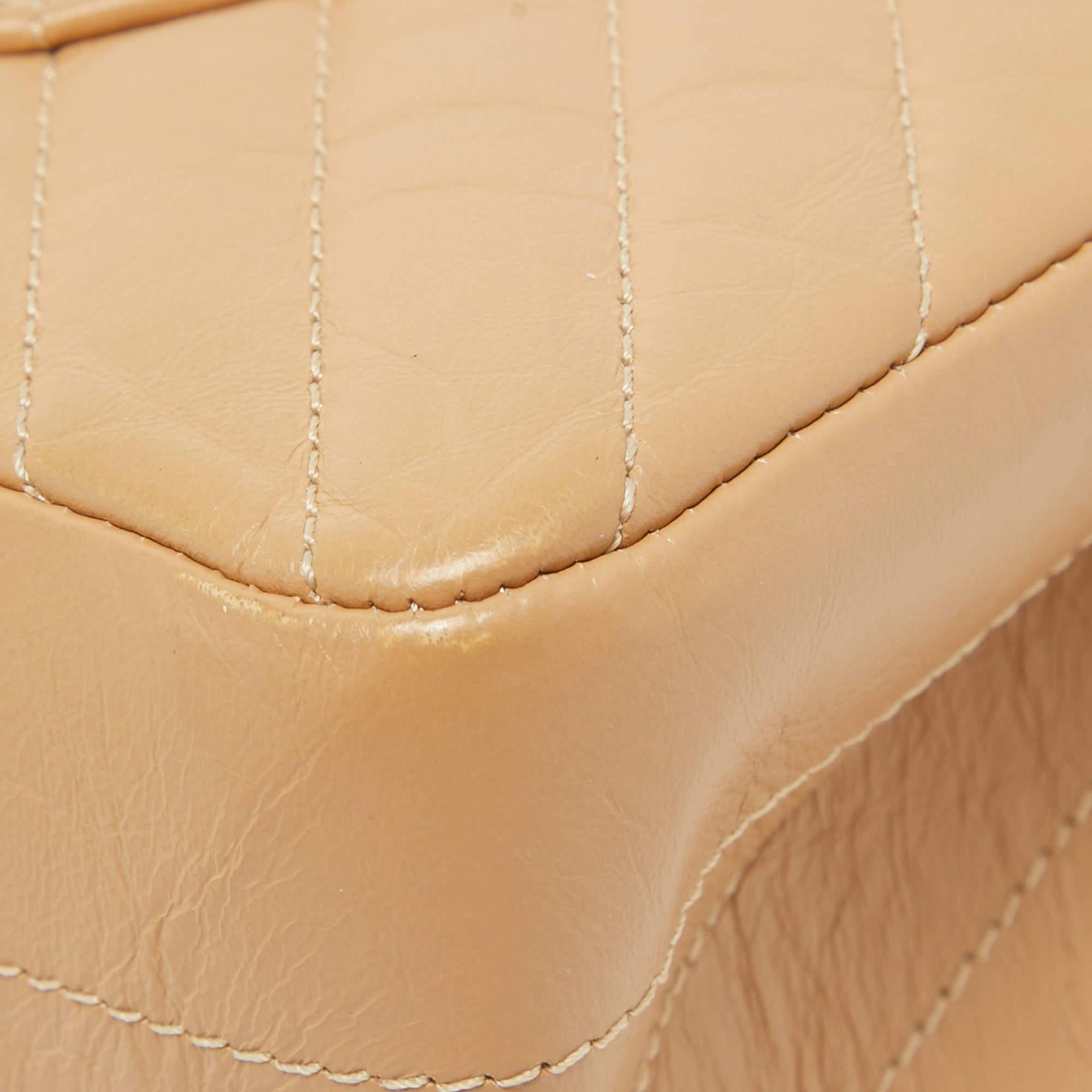 Chanel Beige Chevron Leather 226 Reissue 2.55 Flap Bag For Sale 12