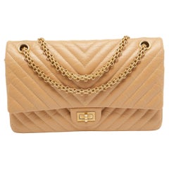 Chanel Beige Chevron Leder 226 Reissue 2.55 Klappentasche aus Leder