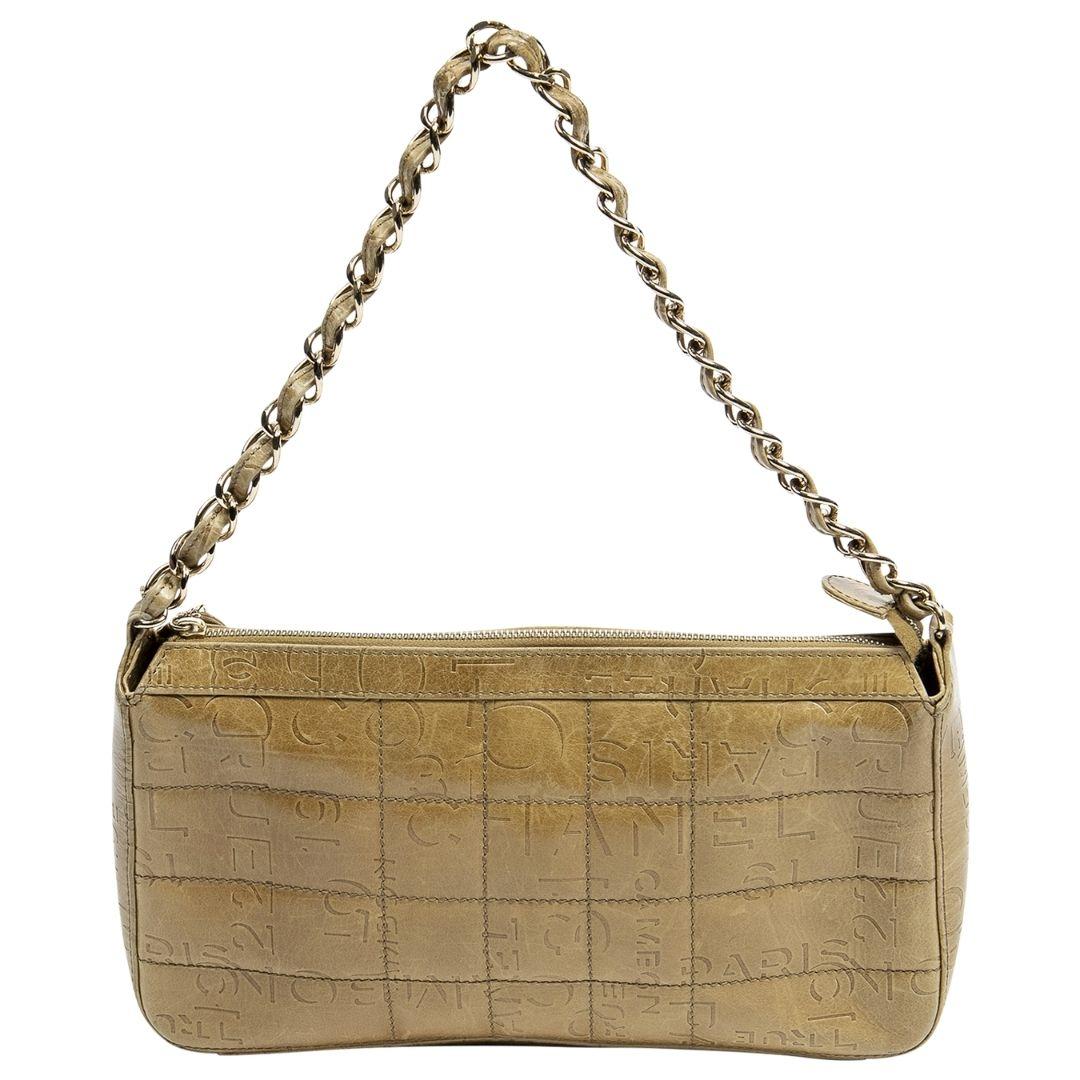 Women's or Men's Chanel Beige Coco Calfskin Leather Shoulder Bag For Sale