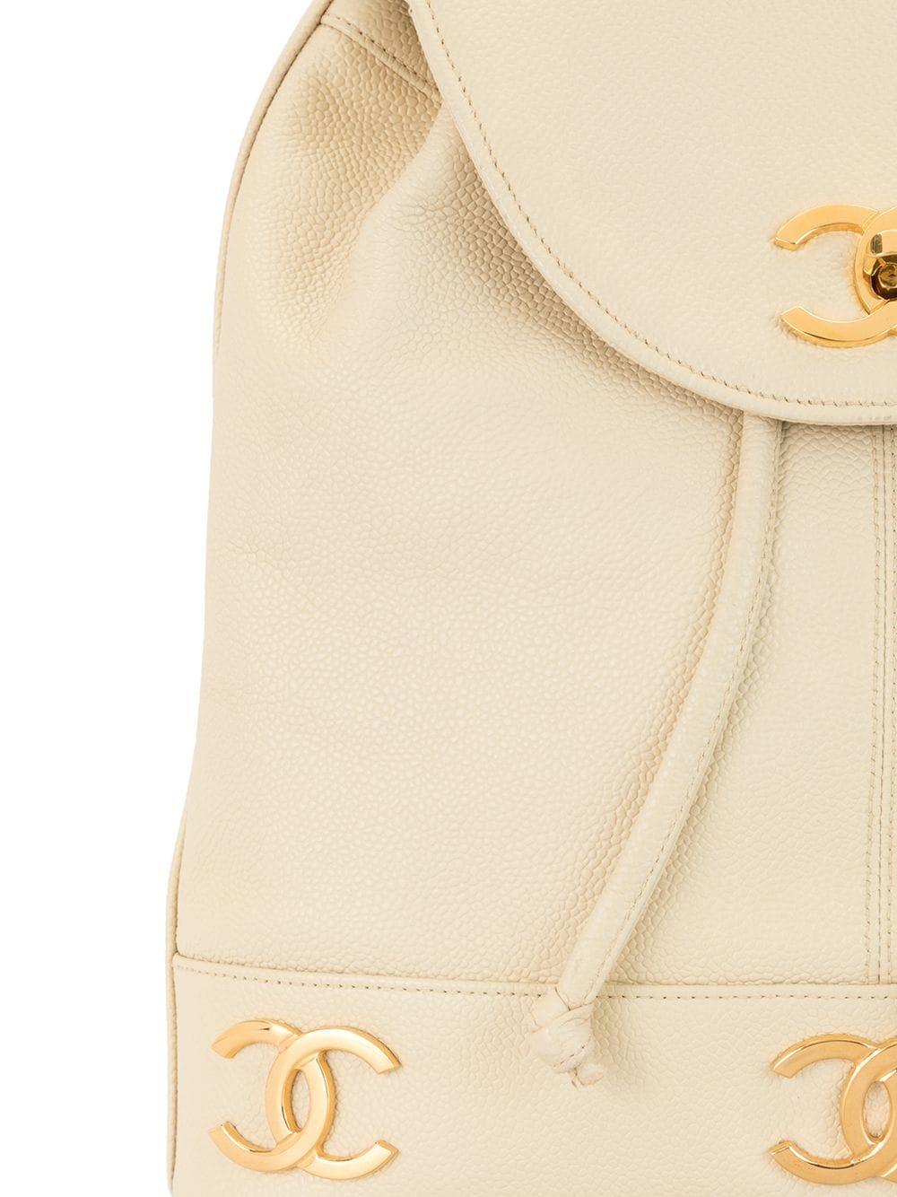 Chanel Beige Creme Kaviar Triple CC Duma Rucksack im Angebot 1