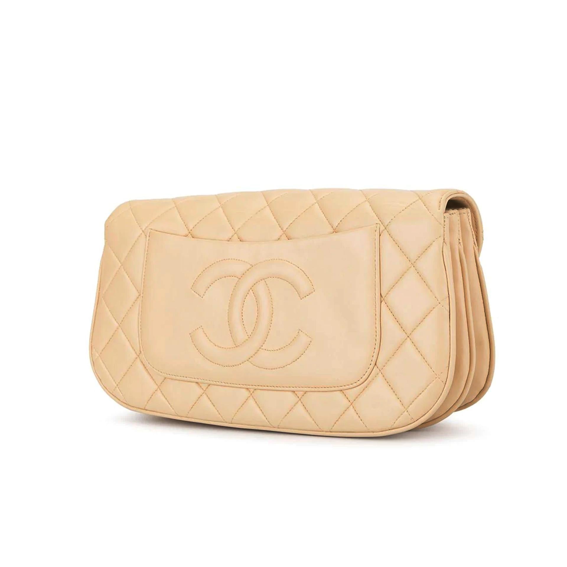 Chanel Beige Cream Triple CC Turnlock Convertible Flap Clutch Shoulder Bag For Sale 2