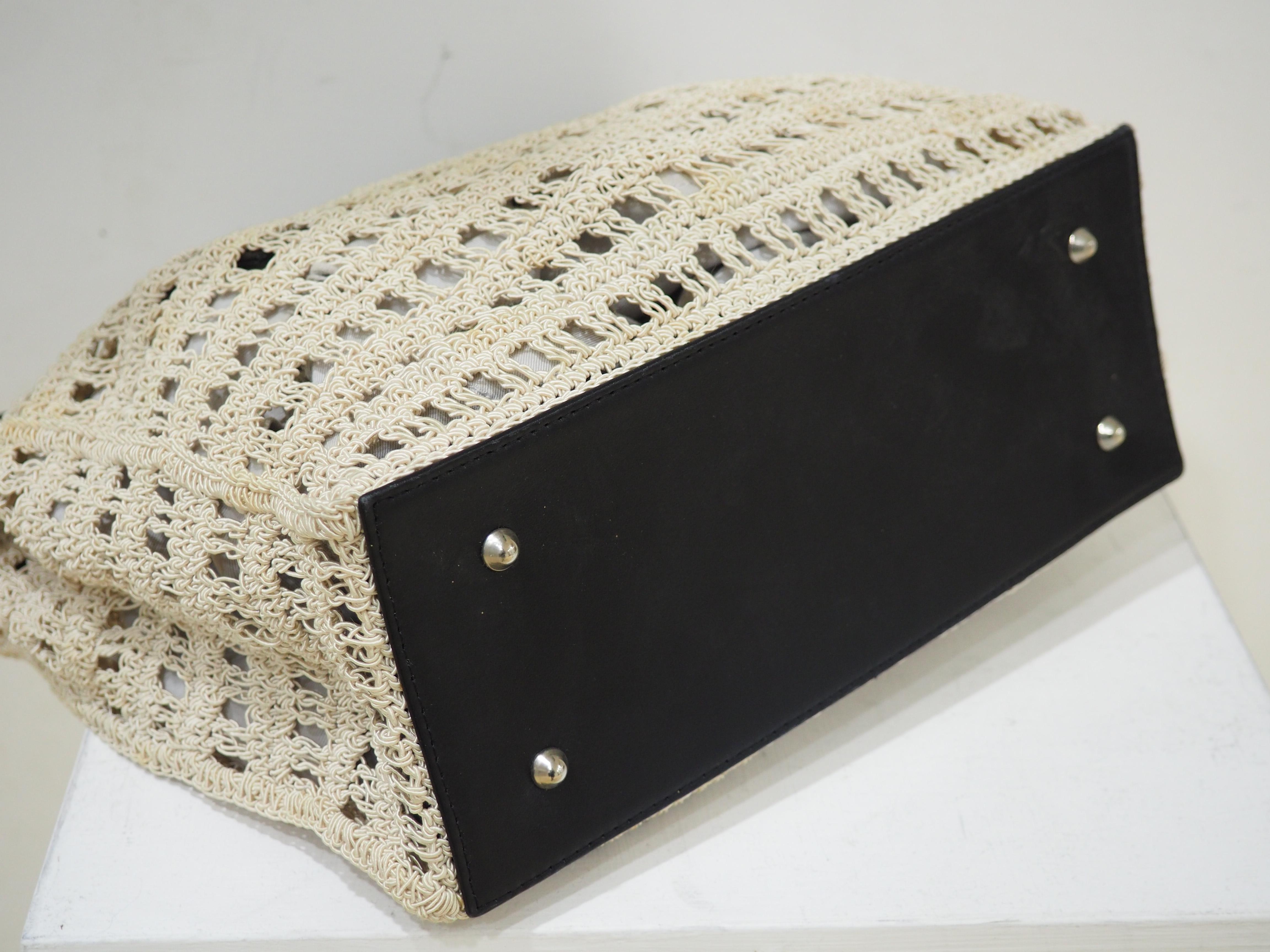 Chanel Beige crochet black leather shoulder bag 1