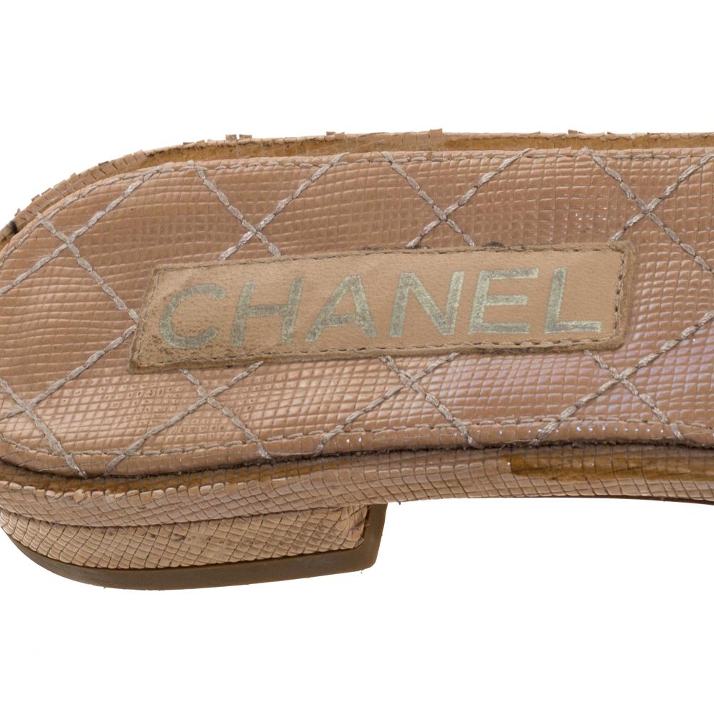 Women's Chanel Beige Faux Pearl Slide Flat Sandals Size 38