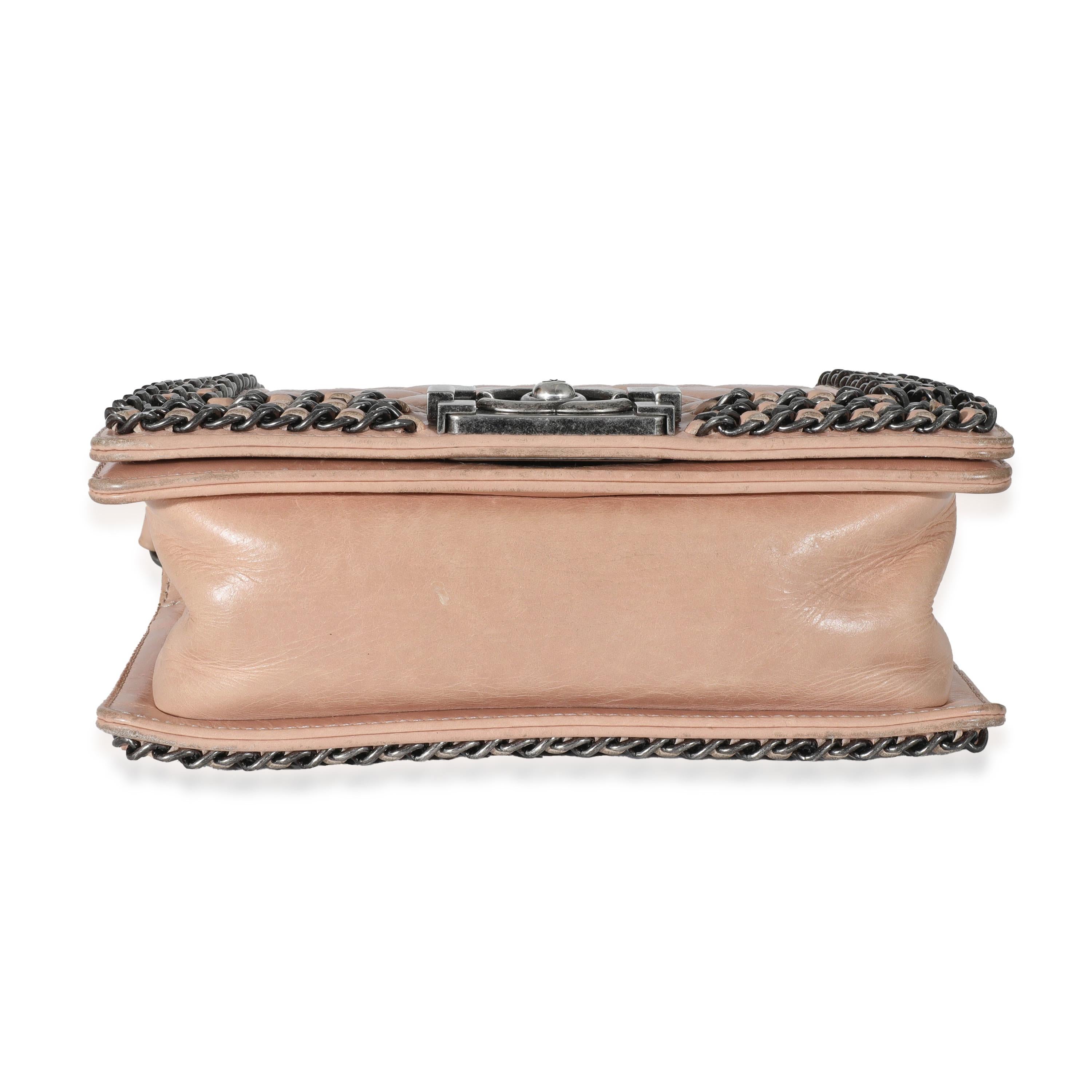 Chanel - Petit sac à main en cuir de veau glacé beige avec chaînette en vente 2