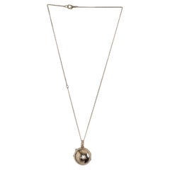Collar CHANEL oro beige 21S SPHERE LOCKET PENDANT