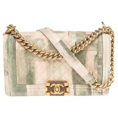 Chanel Chanel Beige/Grün gesteppte Aquarelldruck Kaviar Leder Medium Boy Flap Bag