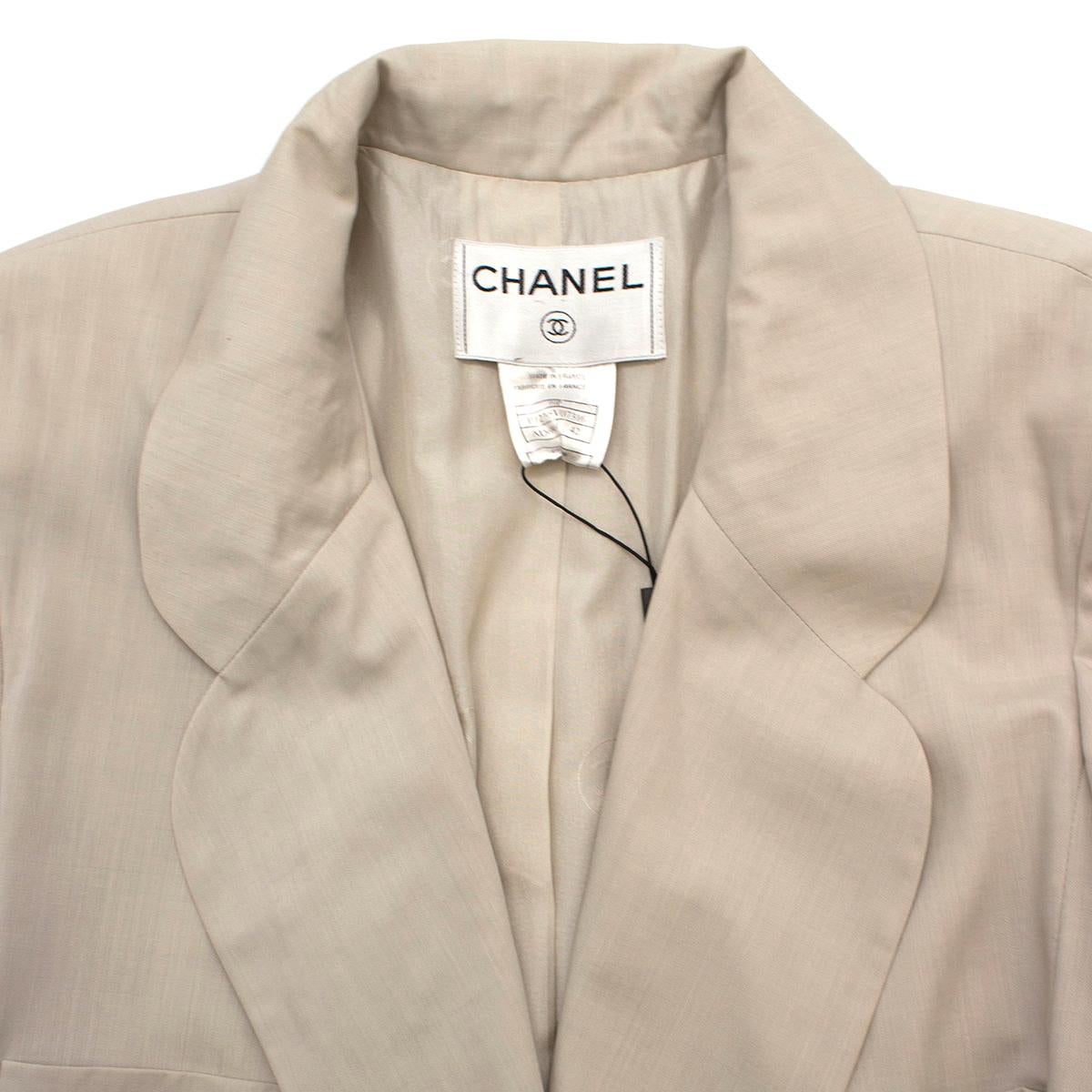 Women's Chanel Beige Grey Lightweight Wool Blazer SIZE 42