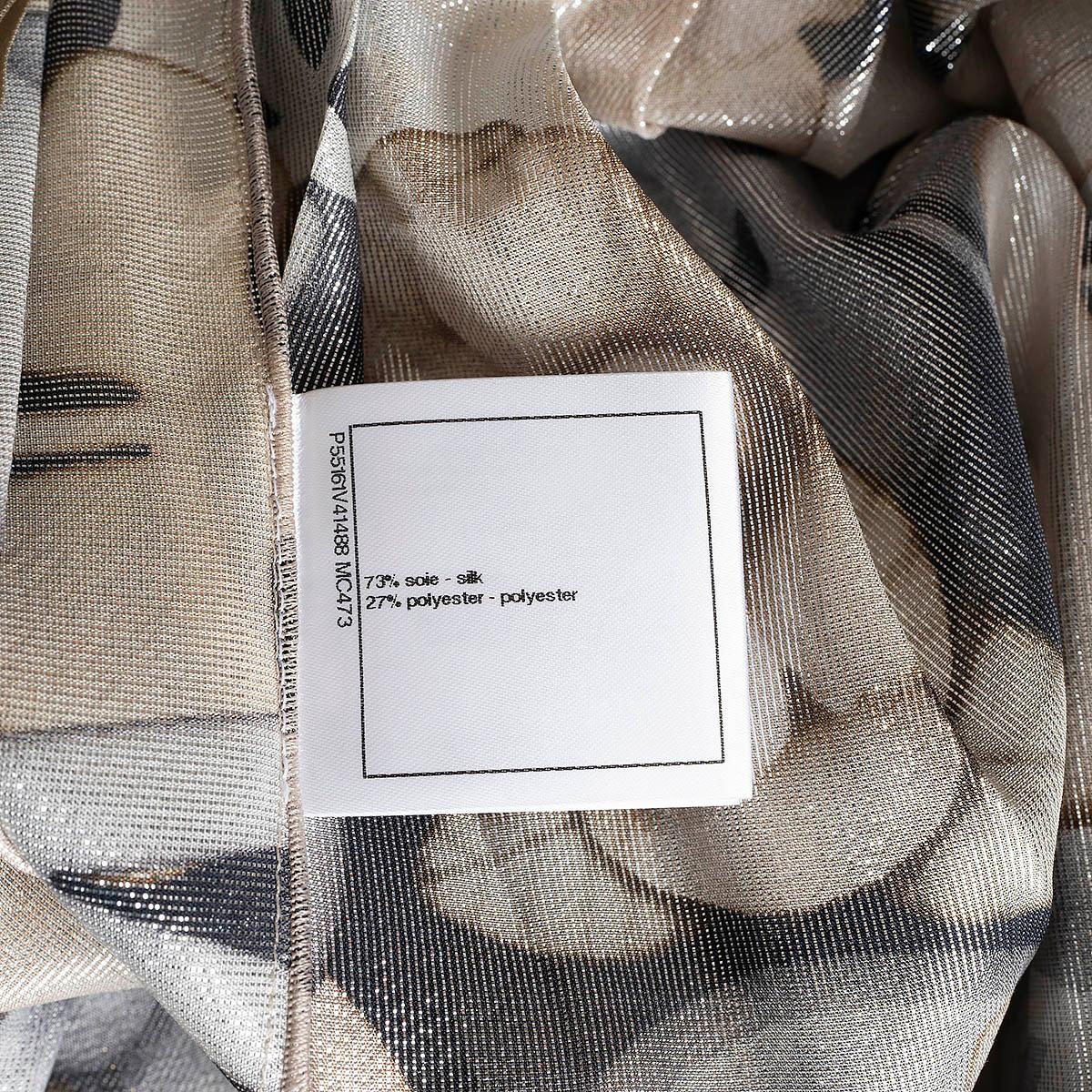 CHANEL beige & grey silk 2016 16K CAT PRINTED PLEATED MIDI Skirt 40 M 3