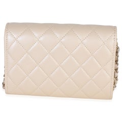 Chanel Beige Iridescent Quilted Lambskin Paris Hamburg Pearl Clutch With Chain