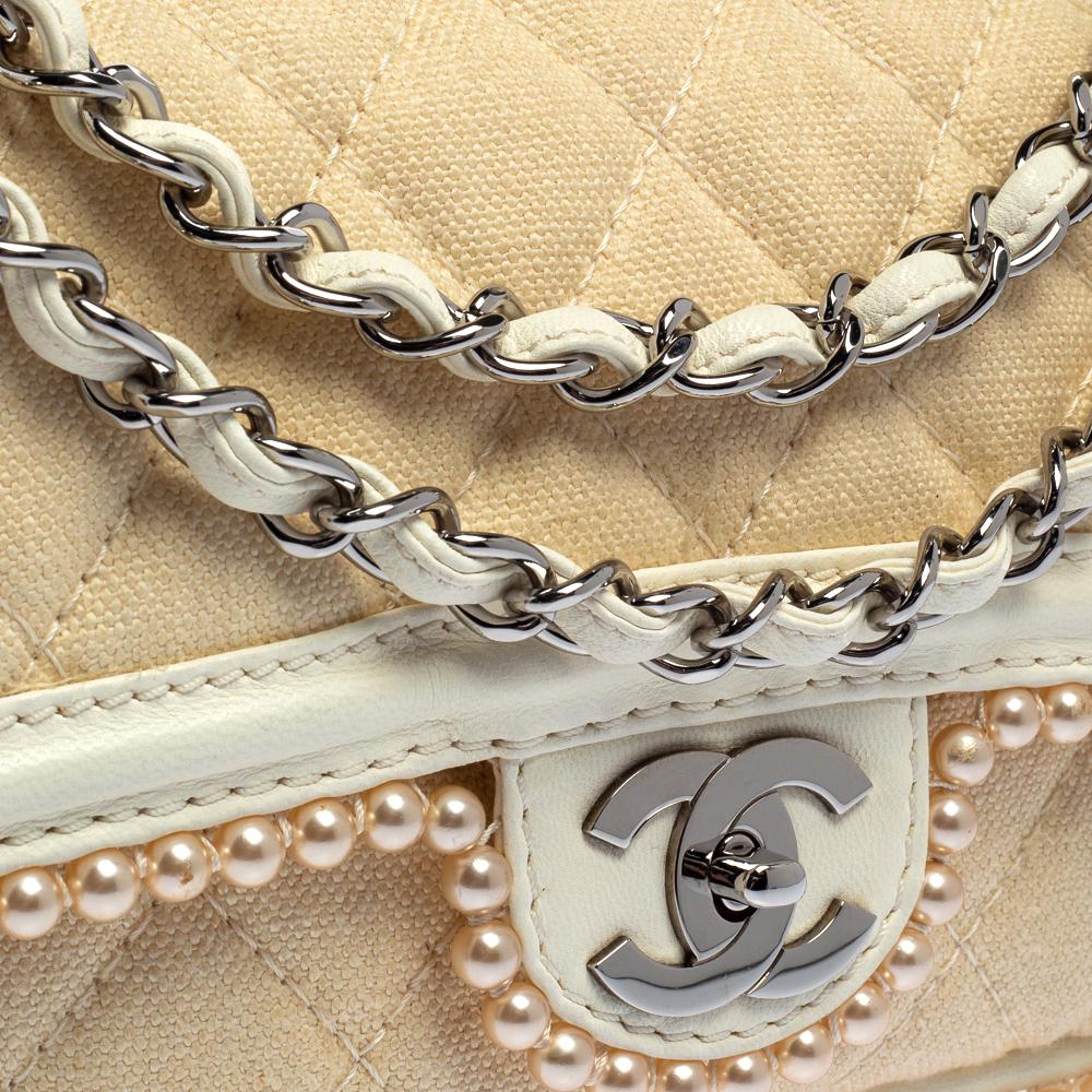 Chanel Beige/Elfenbein Gesteppte Canvas Faux Pearl Double Flap Umhängetasche 4