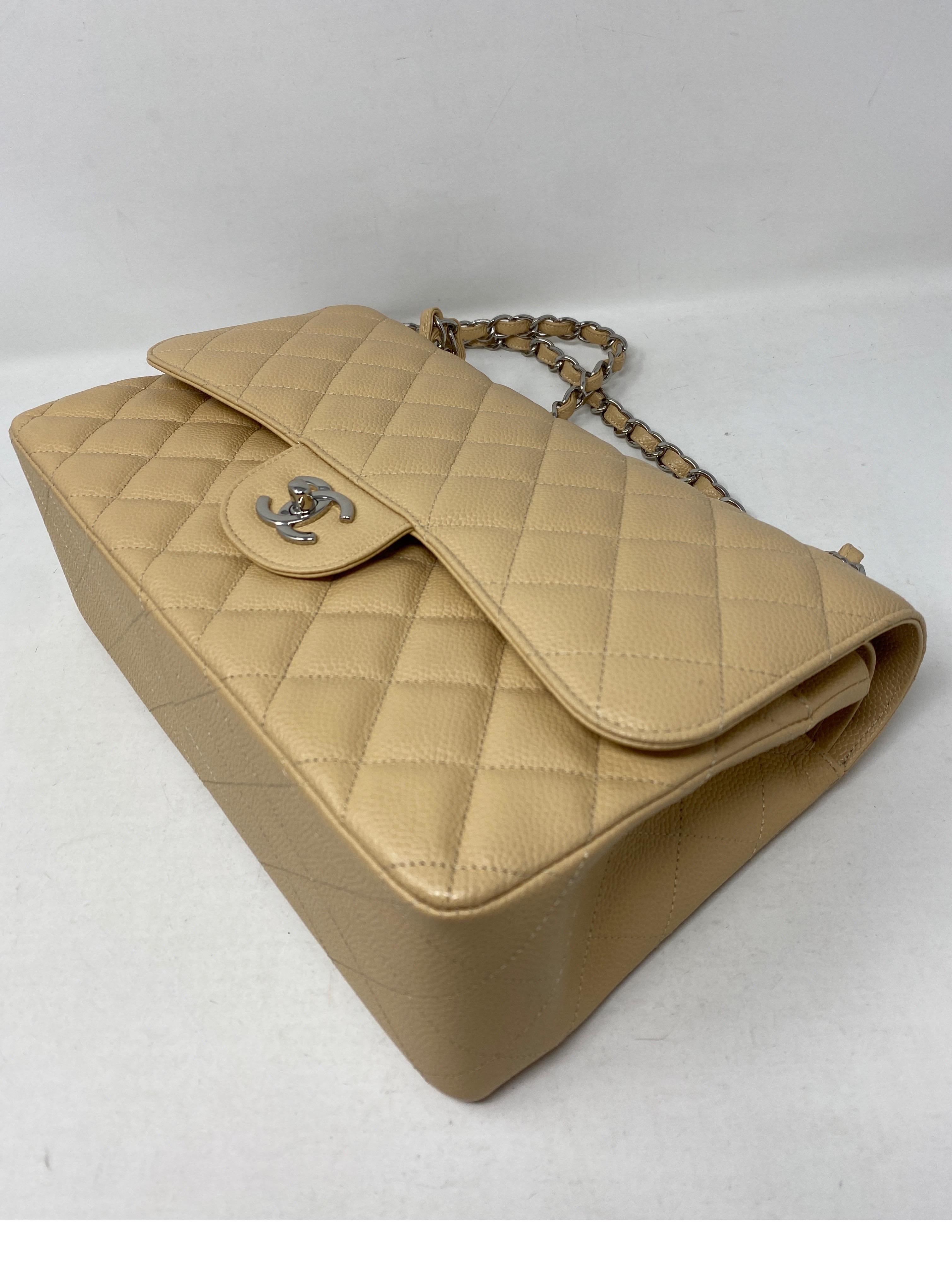 Women's or Men's Chanel Beige Jumbo Double Flap Bag