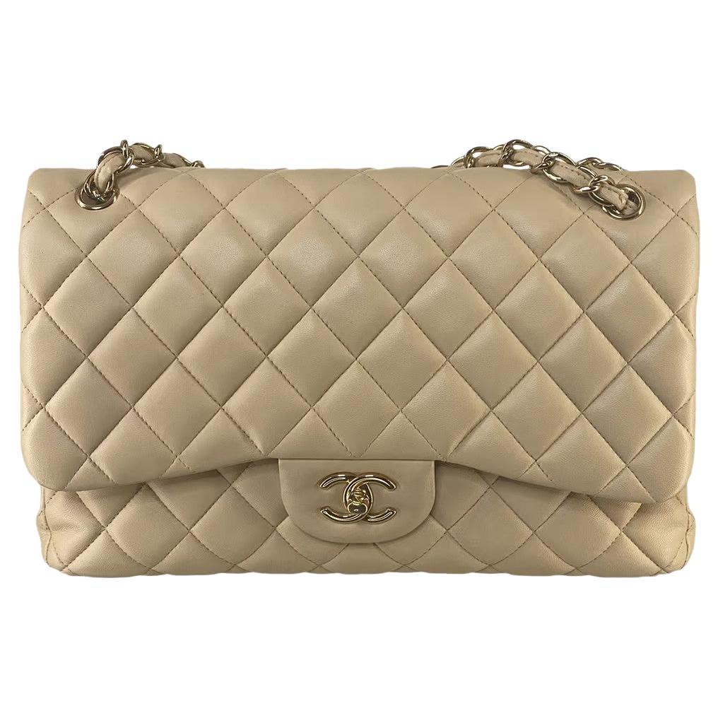Chanel beige jumbo Shoulder bag For Sale at 1stDibs