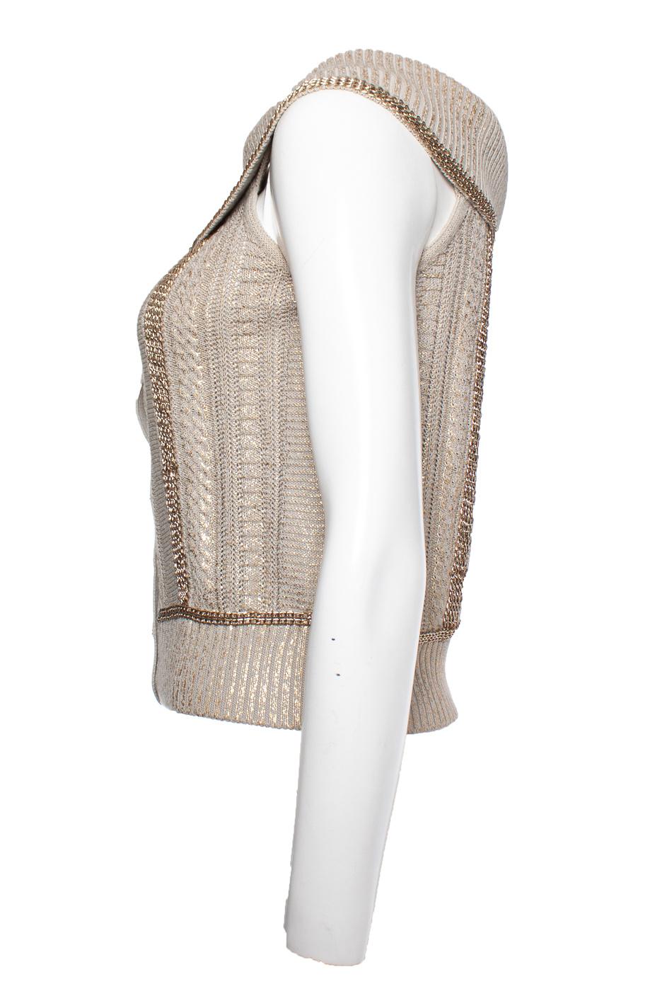 Chanel, beige knitted top In Excellent Condition For Sale In AMSTERDAM, NL