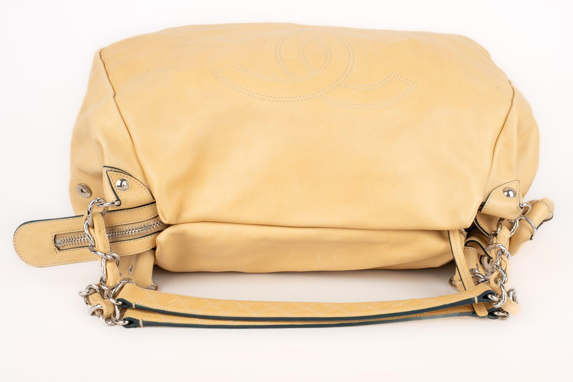 Chanel Beige Lamb Leather Bag, 2008/2009 For Sale 3