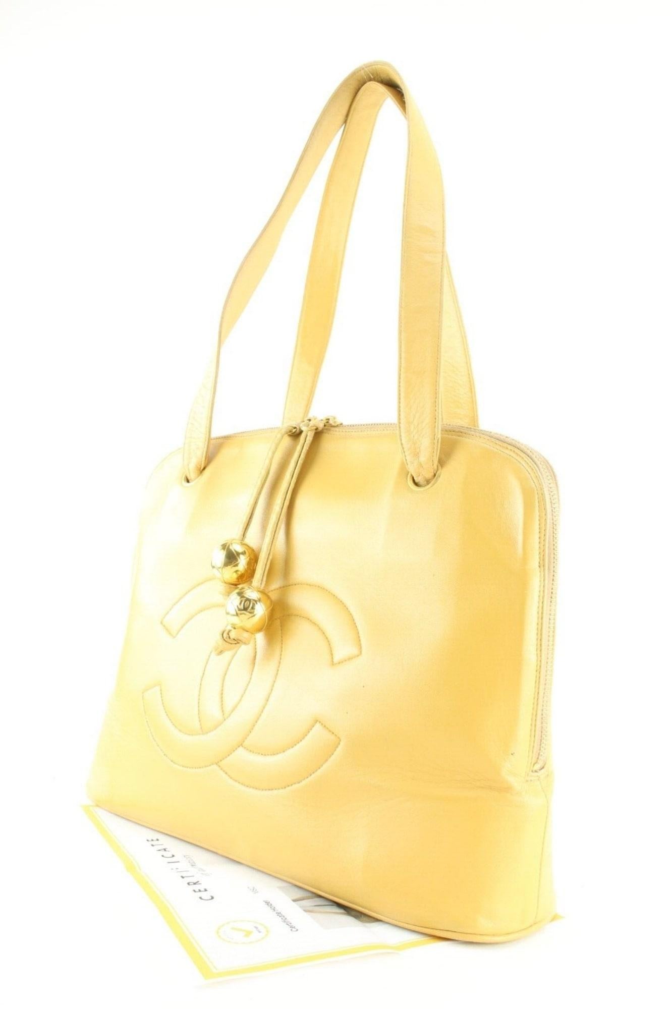 Yellow Chanel Beige Lambskin Jumbo CC Timeless Zip Shoulder Bag 5CAS0419