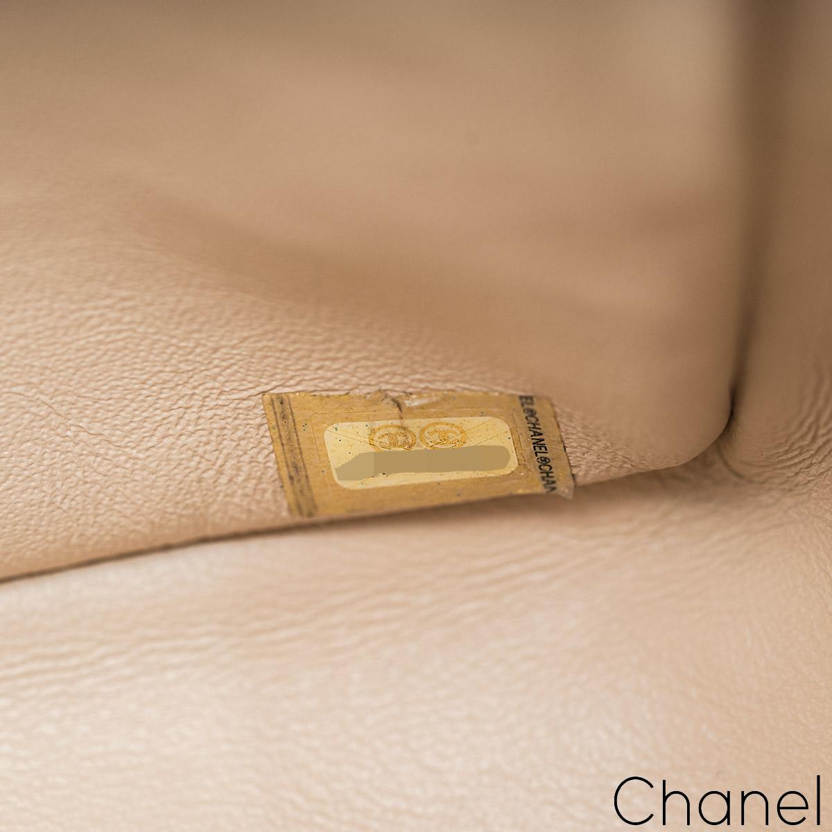 Chanel Beige Lambskin Jumbo Classic Double Flap Bag GHW For Sale 2