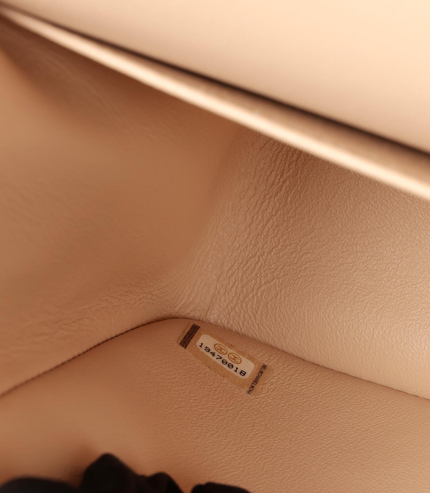 Chanel Beige Lambskin Leather Jumbo Classic Double Flap Bag For Sale 2