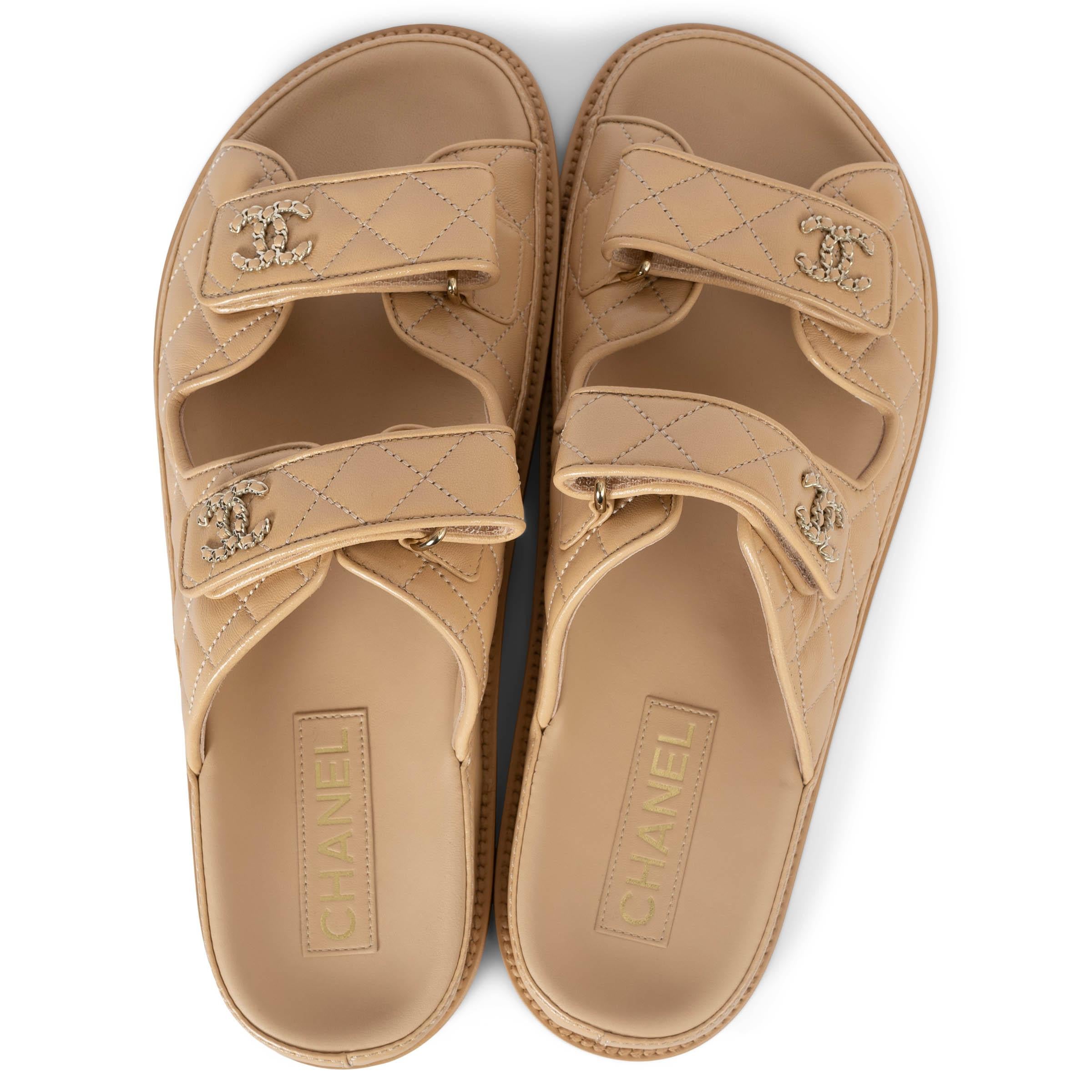 CHANEL beige leather 2024 24P DAD SLIDE Sandals Shoes 41 fit 40.5 For Sale 1