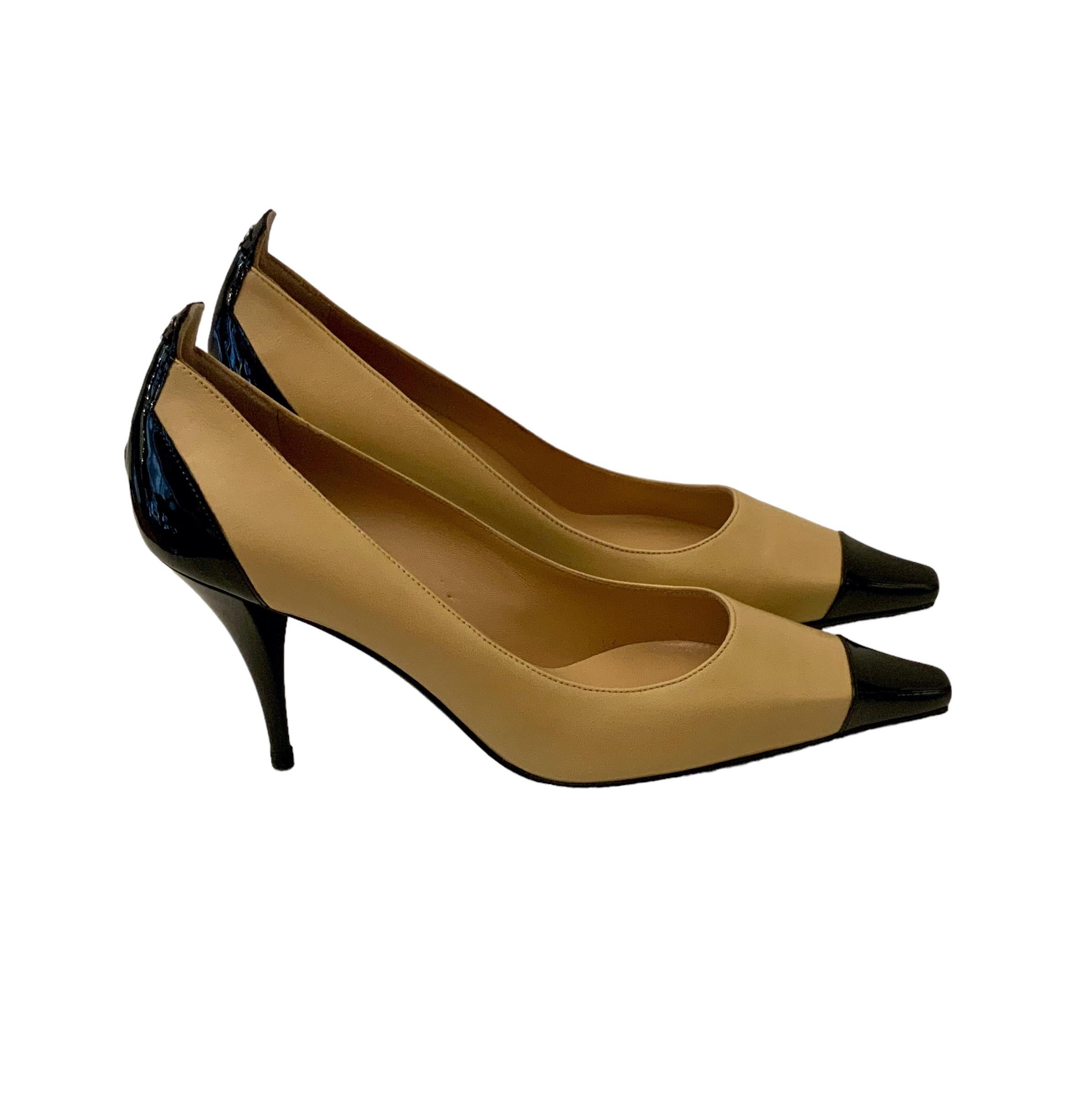 Chanel Beige Leather and Black Patent Leather Pumps For Sale at 1stDibs