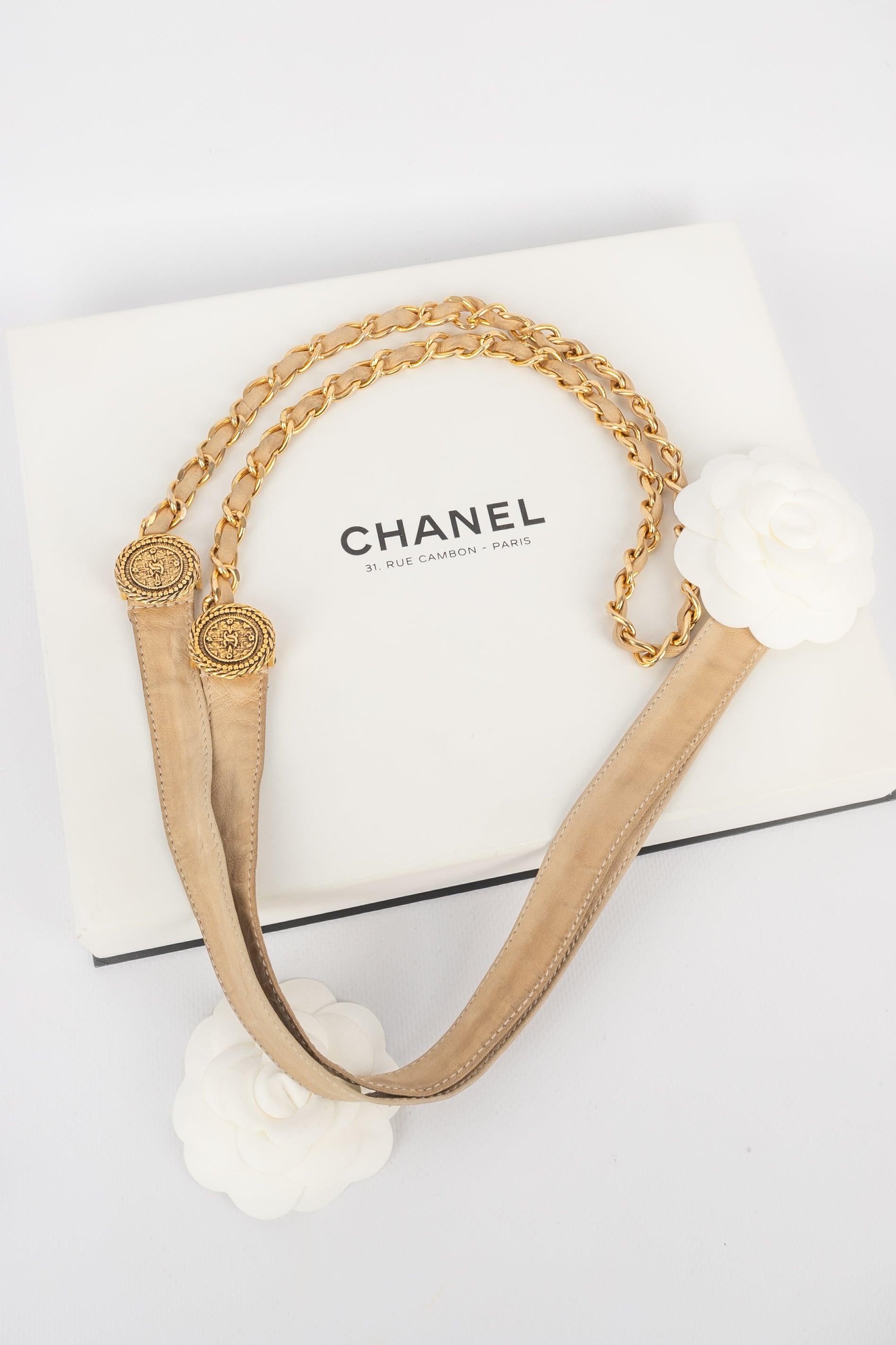 Chanel Beige Leather Belt In Good Condition For Sale In SAINT-OUEN-SUR-SEINE, FR