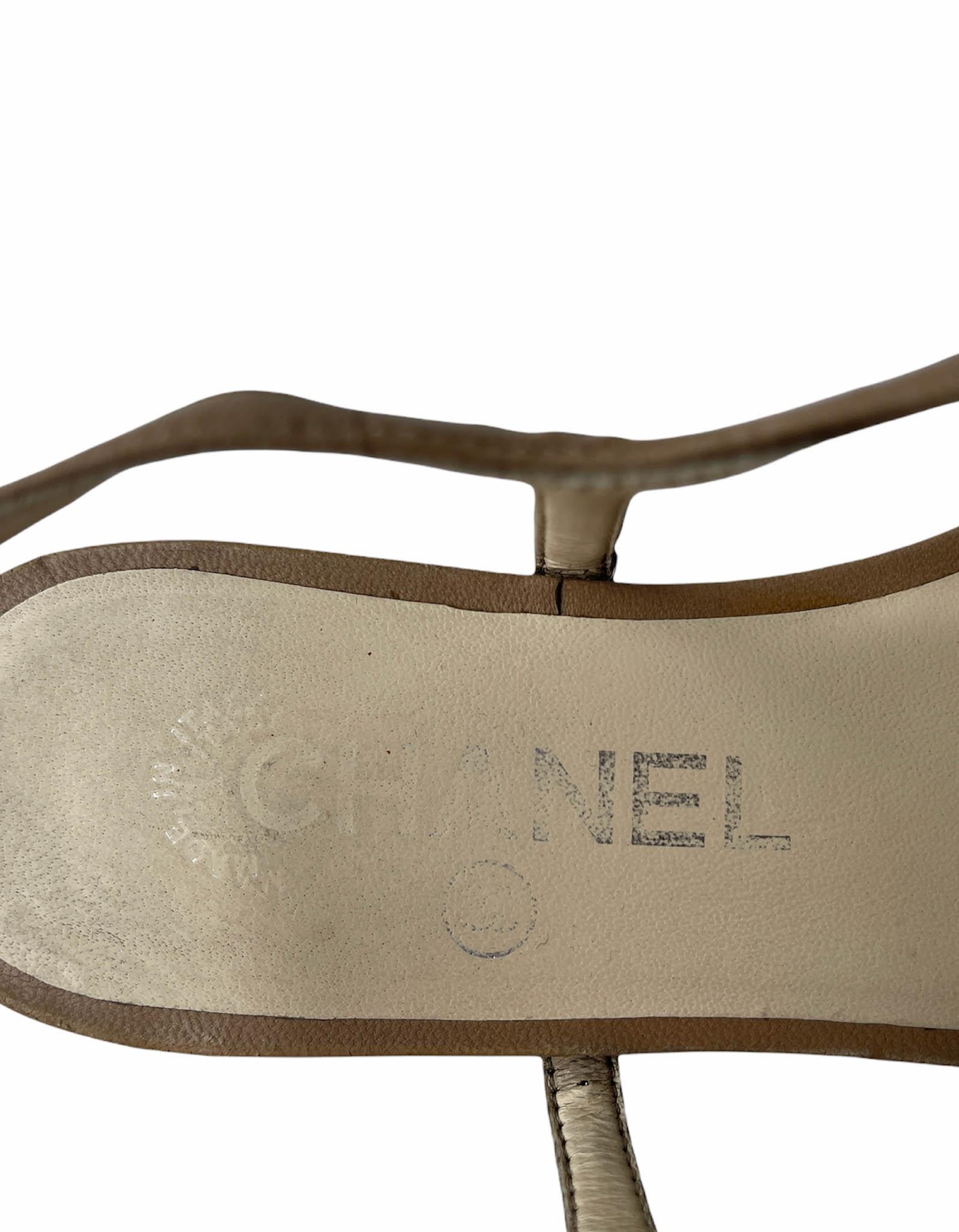 Chanel Beige Leather Camelia CC Thong Sandals sz 35.5 4